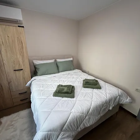 Appartement Stylish With Parking Option By Apartmax