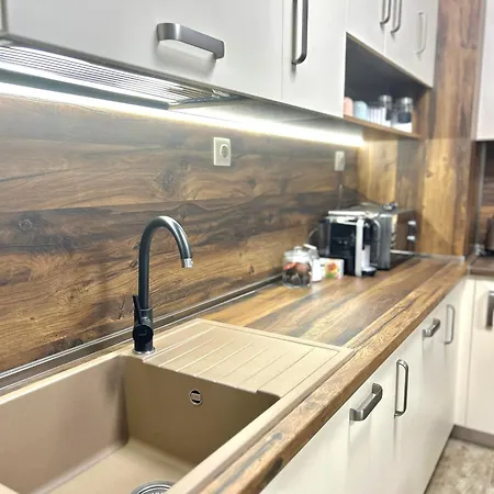 Stylish With Free Parking By Apartmax Lägenhet Varna