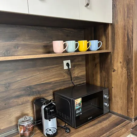 公寓 Stylish With Parking Option By Apartmax *