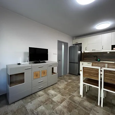 公寓 Stylish With Parking Option By Apartmax