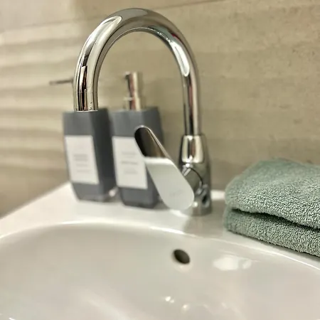 Stylish With Free Parking By Apartmax * Варна